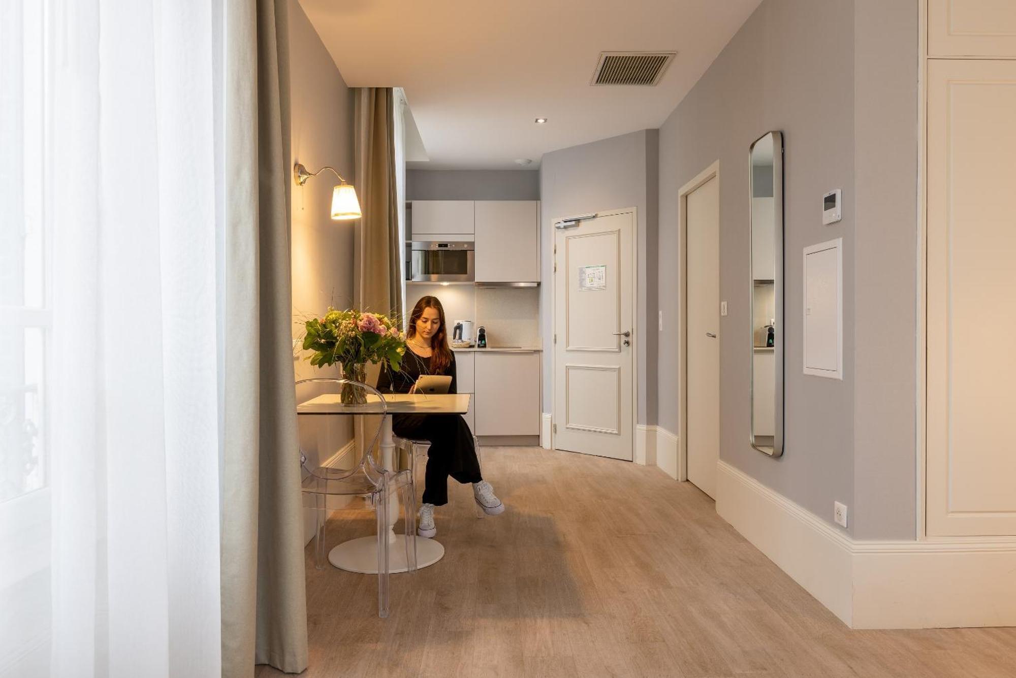 La Maison Blanche - Apparthotels De Charme Chic & Cosy A 350M Du Coeur De Ville De Limoges - Acces Autonome Exterior photo