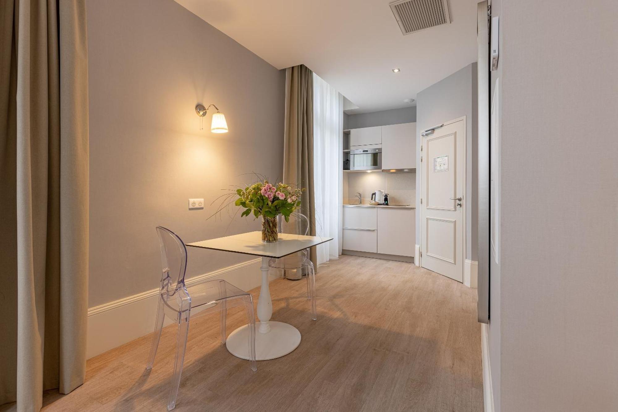La Maison Blanche - Apparthotels De Charme Chic & Cosy A 350M Du Coeur De Ville De Limoges - Acces Autonome Room photo