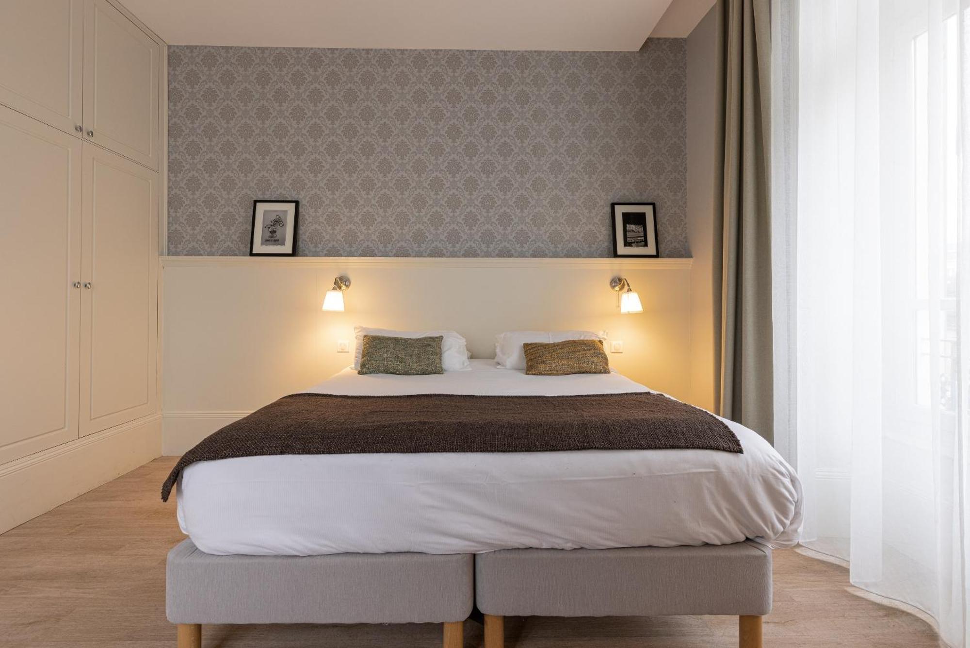 La Maison Blanche - Apparthotels De Charme Chic & Cosy A 350M Du Coeur De Ville De Limoges - Acces Autonome Room photo