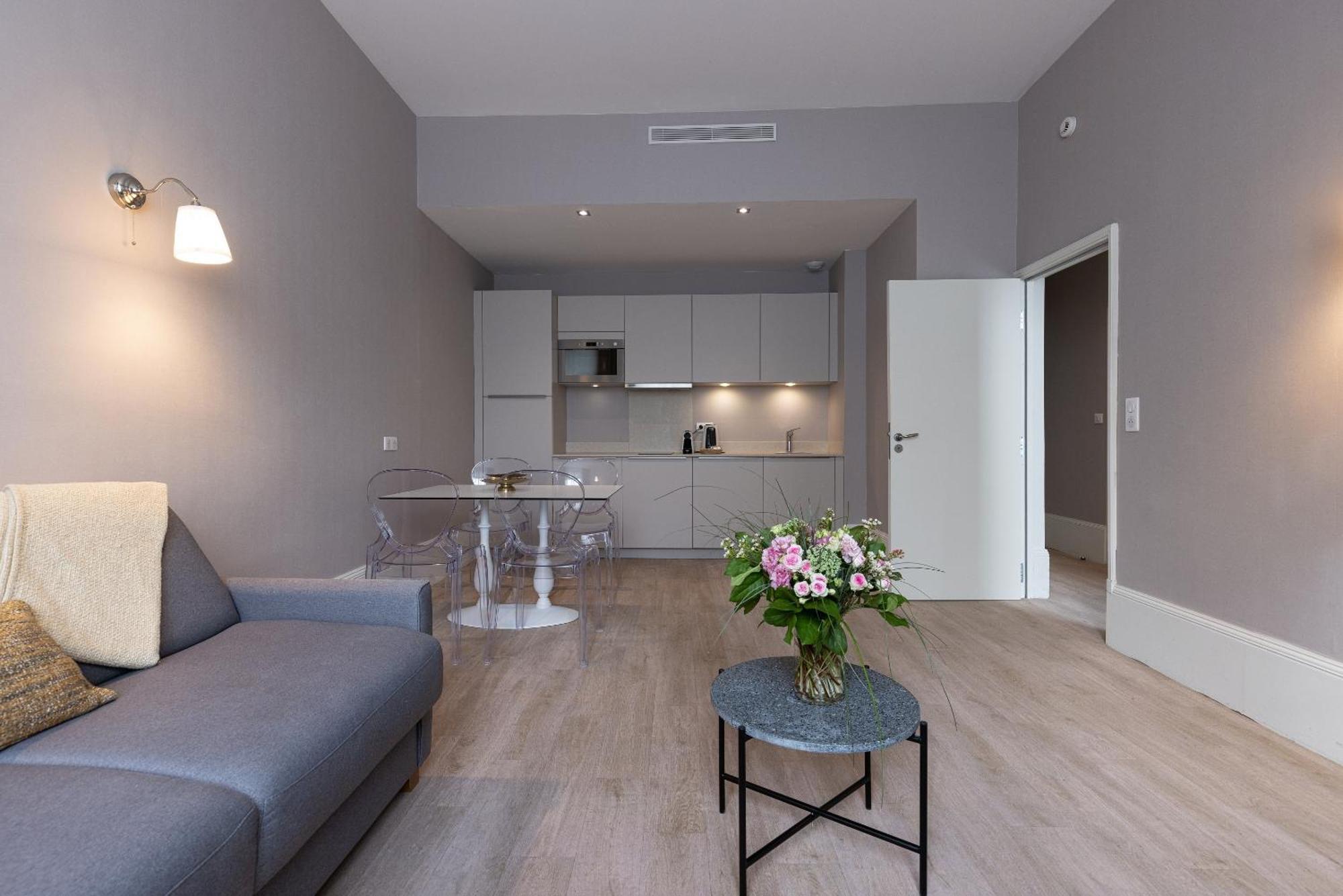 La Maison Blanche - Apparthotels De Charme Chic & Cosy A 350M Du Coeur De Ville De Limoges - Acces Autonome Room photo