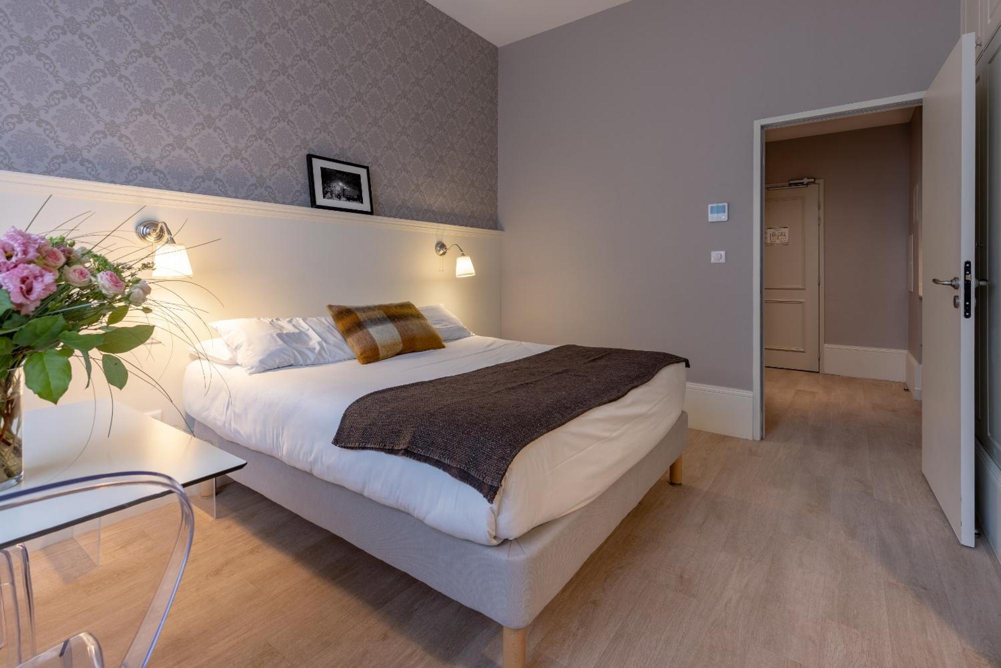 La Maison Blanche - Apparthotels De Charme Chic & Cosy A 350M Du Coeur De Ville De Limoges - Acces Autonome Exterior photo
