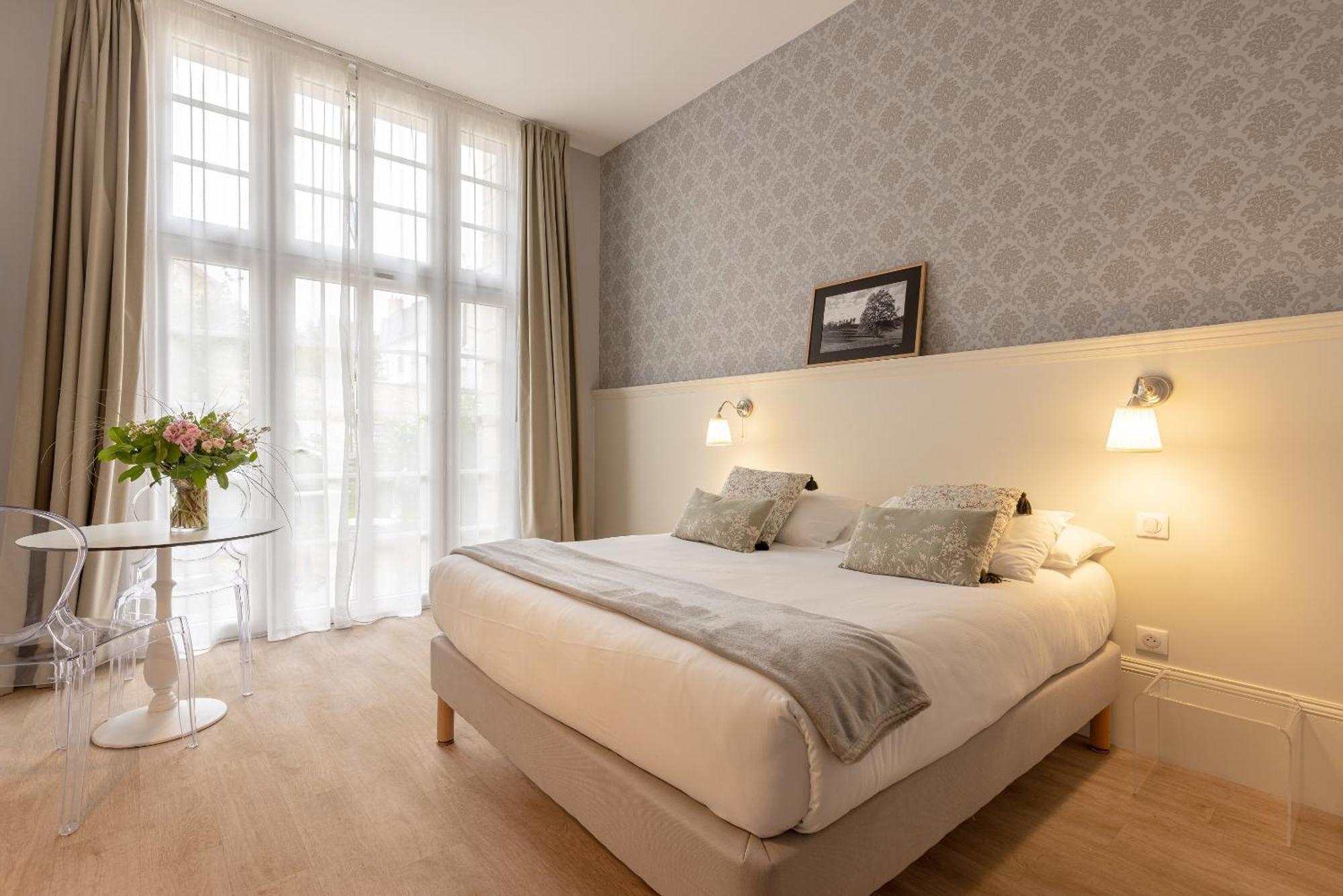 La Maison Blanche - Apparthotels De Charme Chic & Cosy A 350M Du Coeur De Ville De Limoges - Acces Autonome Exterior photo