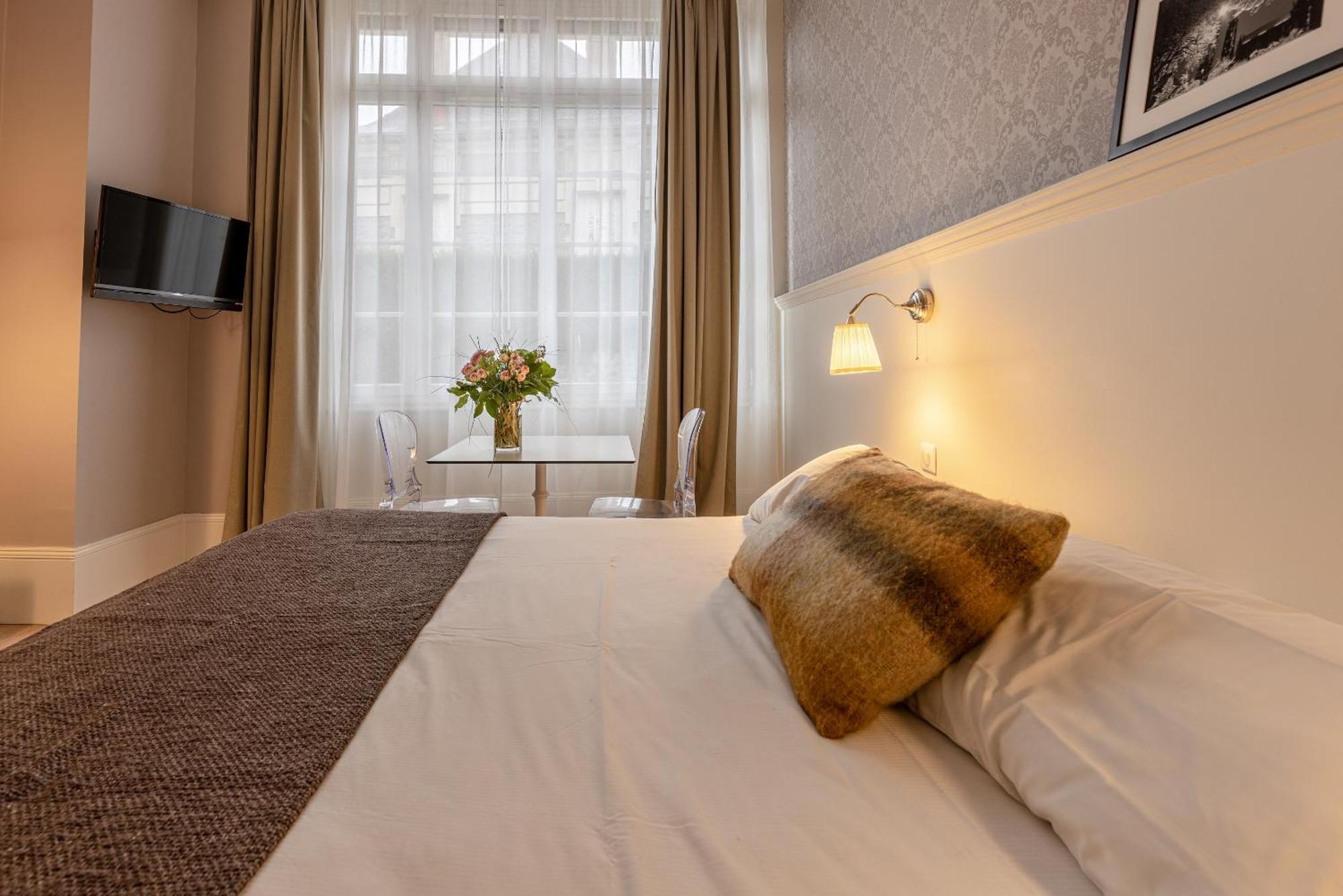 La Maison Blanche - Apparthotels De Charme Chic & Cosy A 350M Du Coeur De Ville De Limoges - Acces Autonome Exterior photo