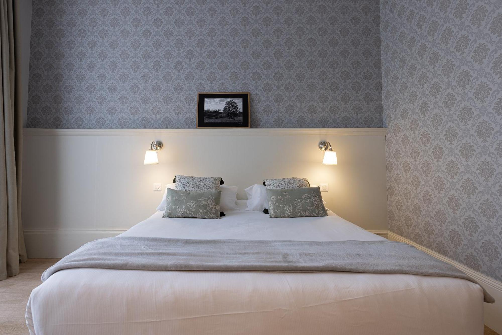 La Maison Blanche - Apparthotels De Charme Chic & Cosy A 350M Du Coeur De Ville De Limoges - Acces Autonome Exterior photo