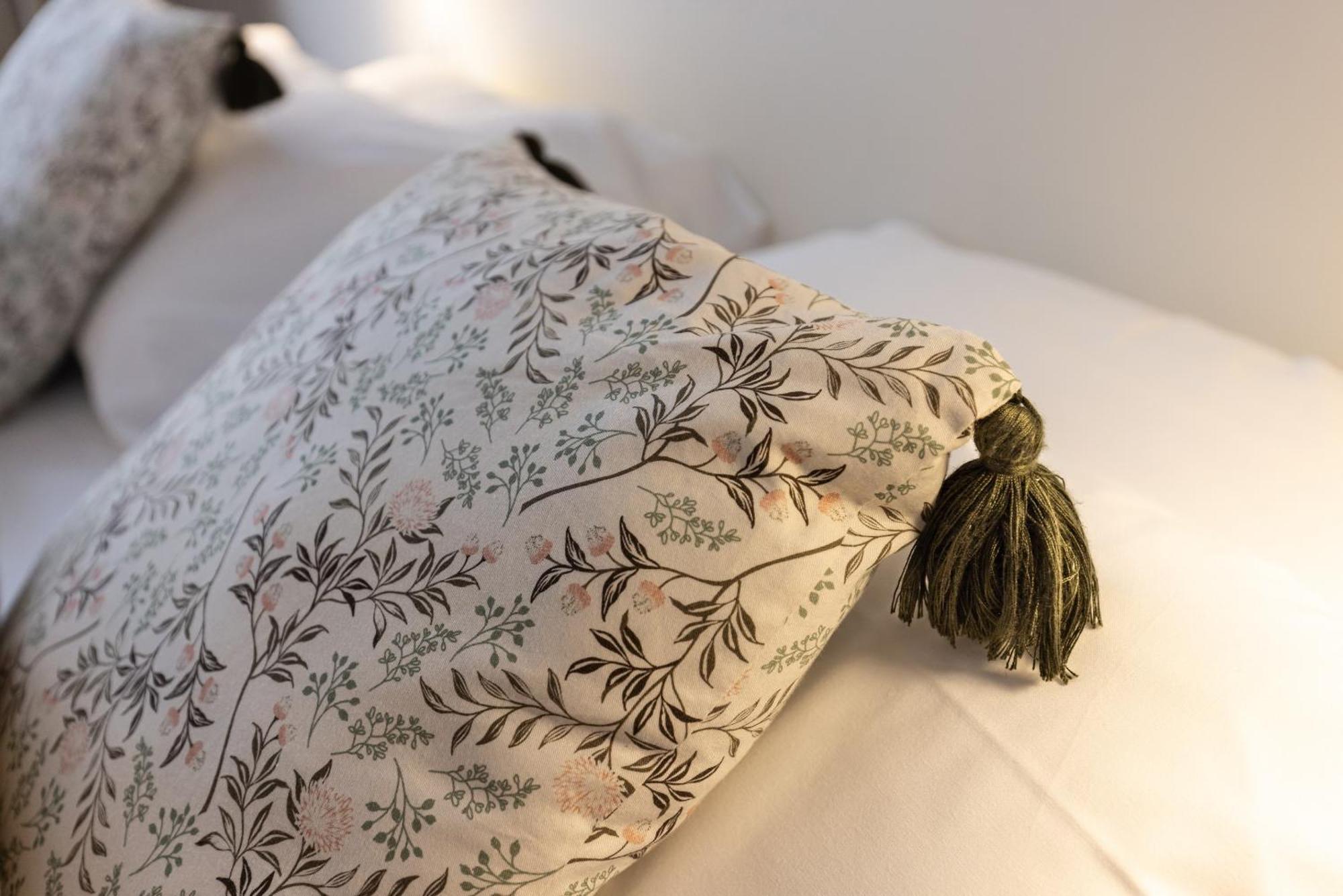 La Maison Blanche - Apparthotels De Charme Chic & Cosy A 350M Du Coeur De Ville De Limoges - Acces Autonome Room photo